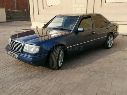 Mercedes-Benz E 280 1995 года за 3 500 000 тг. в Алматы – фото 10