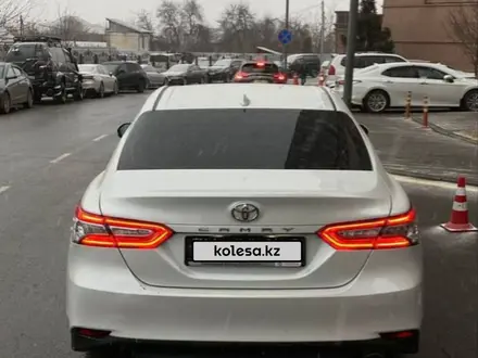 Toyota Camry 2019 года за 15 000 000 тг. в Караганда – фото 4