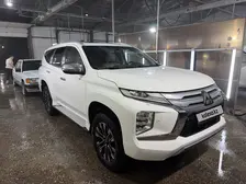 Mitsubishi Montero Sport, 2022