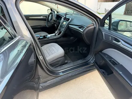 Ford Fusion (North America) 2016 года за 3 600 000 тг. в Актау – фото 4