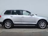 Volkswagen Touareg 2005 года за 3 690 000 тг. в Астана – фото 4
