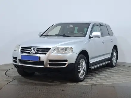 Volkswagen Touareg 2005 года за 3 690 000 тг. в Астана