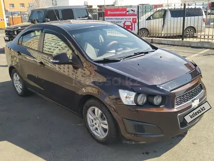 Chevrolet Aveo 2015 года за 4 500 000 тг. в Астана – фото 3