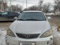 Toyota Camry 2004 года за 3 300 000 тг. в Актобе