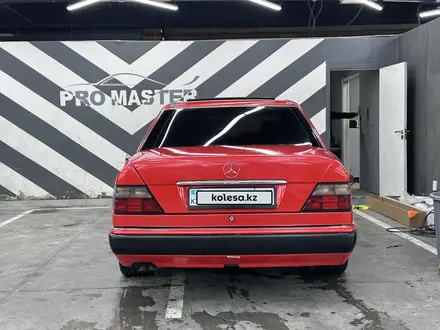 Mercedes-Benz E 280 1994 года за 3 000 000 тг. в Алматы – фото 2