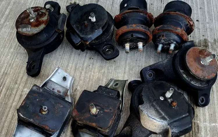 Подушки двигателя на субару за 1 000 тг. в Шымкент