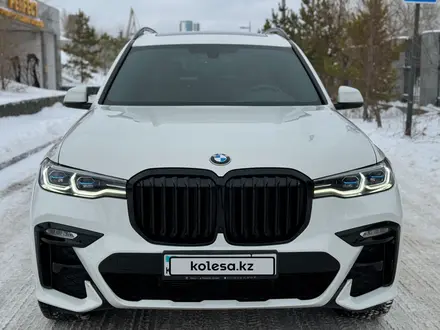 BMW X7 2019 года за 45 000 000 тг. в Астана