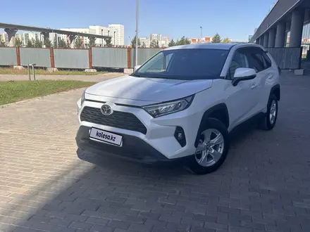 Toyota RAV4 2024 года за 14 000 000 тг. в Астана – фото 2