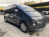 Hyundai Staria 2022 годаүшін18 700 000 тг. в Алматы