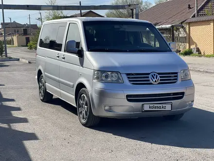 Volkswagen Multivan 2004 годаүшін8 000 000 тг. в Караганда – фото 3