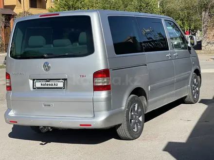 Volkswagen Multivan 2004 годаүшін8 000 000 тг. в Караганда – фото 5