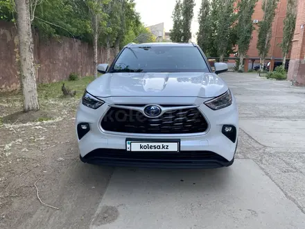 Toyota Highlander 2023 года за 22 900 000 тг. в Уральск – фото 4
