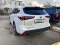 Toyota Highlander 2023 годаүшін22 900 000 тг. в Уральск – фото 3