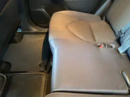 Toyota Highlander 2023 года за 22 900 000 тг. в Уральск – фото 9