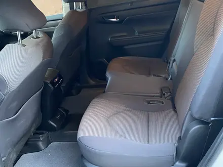Toyota Highlander 2023 года за 22 900 000 тг. в Уральск – фото 18