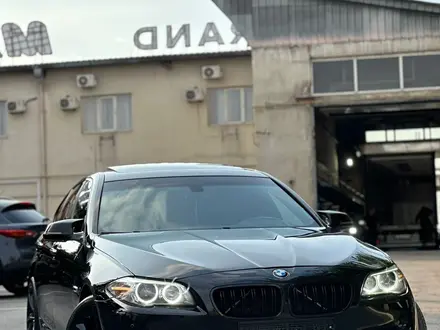 BMW 528 2015 года за 13 700 000 тг. в Алматы