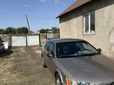 Toyota Camry 2001 года за 3 000 000 тг. в Алматы – фото 2