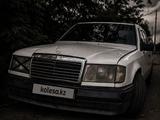 Mercedes-Benz E 200 1991 года за 850 000 тг. в Караганда