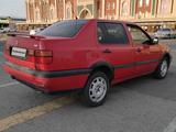 Volkswagen Vento 1994 годаfor1 300 000 тг. в Тараз – фото 2