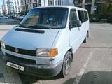 Volkswagen Transporter 1998 годаүшін3 300 000 тг. в Астана