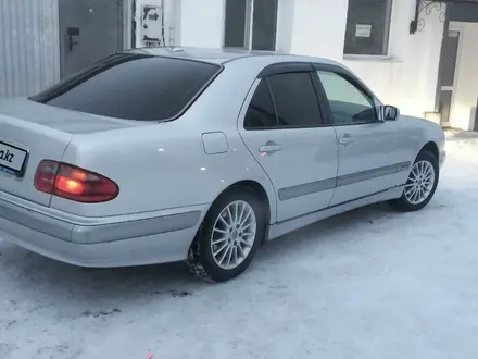 Mercedes-Benz E 280 2000 года за 4 500 000 тг. в Астана – фото 6