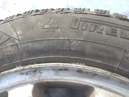 Шины 215/55 R16 — "Pirelli Winter Carving Edge" (Германия), зимни за 35 000 тг. в Астана – фото 7