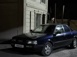 Audi 80