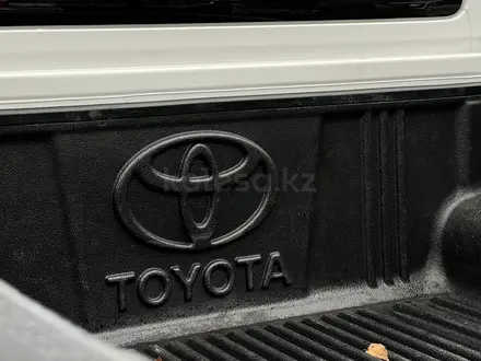 Toyota Hilux 2019 года за 15 550 000 тг. в Актобе – фото 4