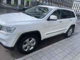 Jeep Grand Cherokee 2012 годаүшін8 000 000 тг. в Астана – фото 3