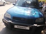 Toyota RAV4 1995 годаүшін2 900 000 тг. в Караганда