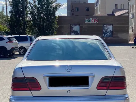 Mercedes-Benz E 200 1999 года за 3 800 000 тг. в Павлодар – фото 4