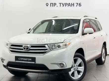 Toyota Highlander 2013 года за 12 400 000 тг. в Астана