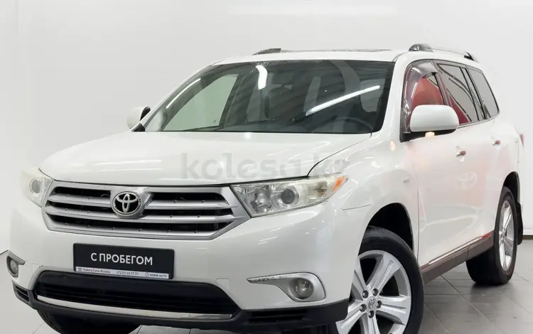 Toyota Highlander 2013 годаfor12 400 000 тг. в Астана