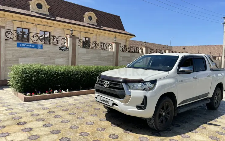 Toyota Hilux 2021 года за 20 000 000 тг. в Атырау