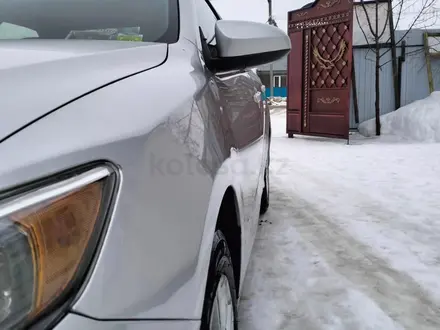 Toyota Camry 2014 года за 5 000 000 тг. в Уральск – фото 2