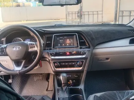 Hyundai Sonata 2017 года за 4 700 000 тг. в Уральск – фото 5