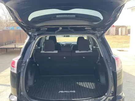 Toyota RAV4 2016 года за 7 700 000 тг. в Актау – фото 10
