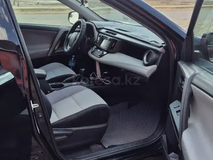 Toyota RAV4 2016 года за 7 700 000 тг. в Актау – фото 5