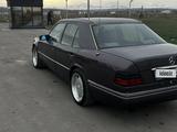 Mercedes-Benz E 280 1994 года за 2 800 000 тг. в Тараз – фото 3