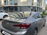 Hyundai Elantra 2020 года за 9 600 000 тг. в Алматы – фото 3