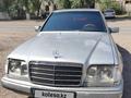 Mercedes-Benz E 220 1994 года за 1 350 000 тг. в Алматы – фото 2