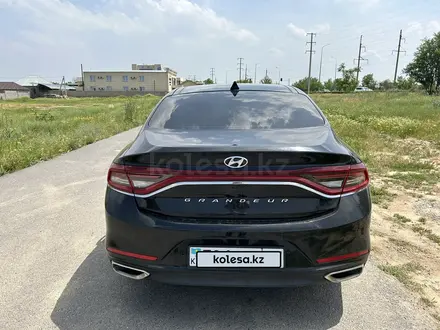 Hyundai Grandeur 2017 года за 9 870 000 тг. в Алматы – фото 6