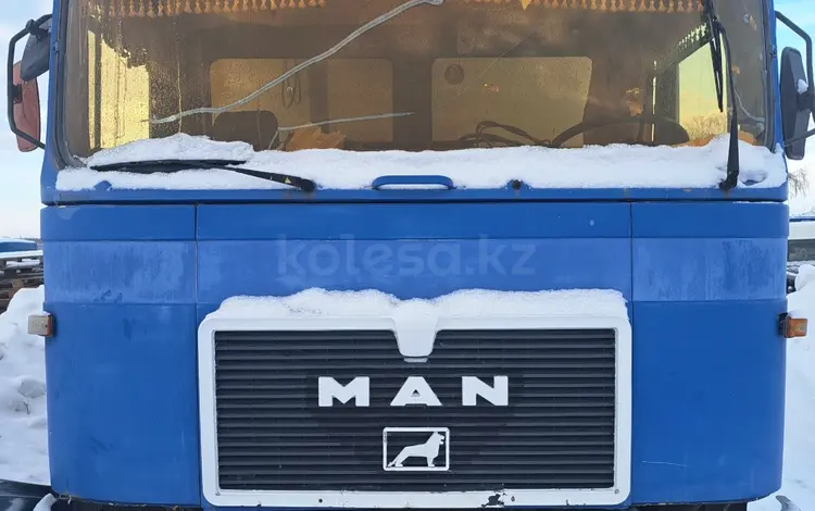 В сборе или по запчастям MAN F8 19 в Костанай