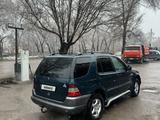 Mercedes-Benz ML 230 2000 годаfor2 350 000 тг. в Алматы – фото 3