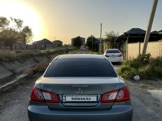 Mitsubishi Galant
