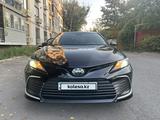 Toyota Camry 2021 года за 10 500 000 тг. в Алматы – фото 2