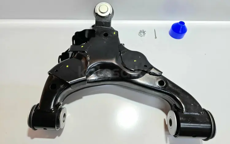 На Toyota Sequoia — Передний Рычаг низ. за 50 000 тг. в Алматы