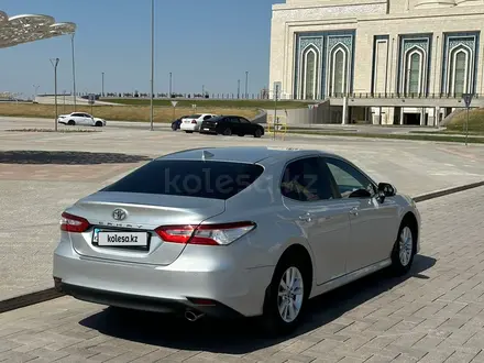 Toyota Camry 2019 года за 12 500 000 тг. в Астана – фото 15