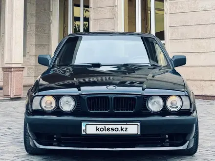BMW 525 1990 года за 1 900 000 тг. в Алматы