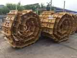 Komatsu  Komatsu Д-355А , Д-155 СД-32 Шантуй 2000 годаүшін1 000 000 тг. в Алматы